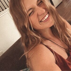 Meet your Posher, Amelia